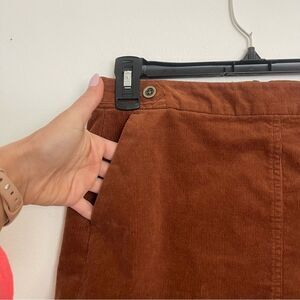 Banana Republic corduroy mini skirt size 4 dark chestnut brown fall